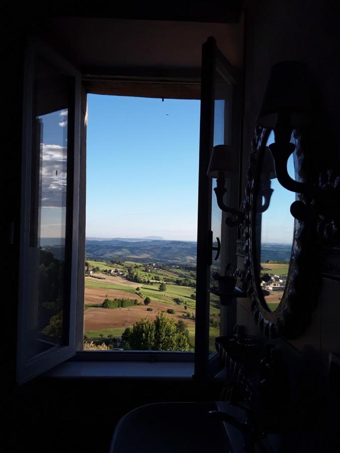 La Rosa Scarlatta Monterubbiano Exteriör bild